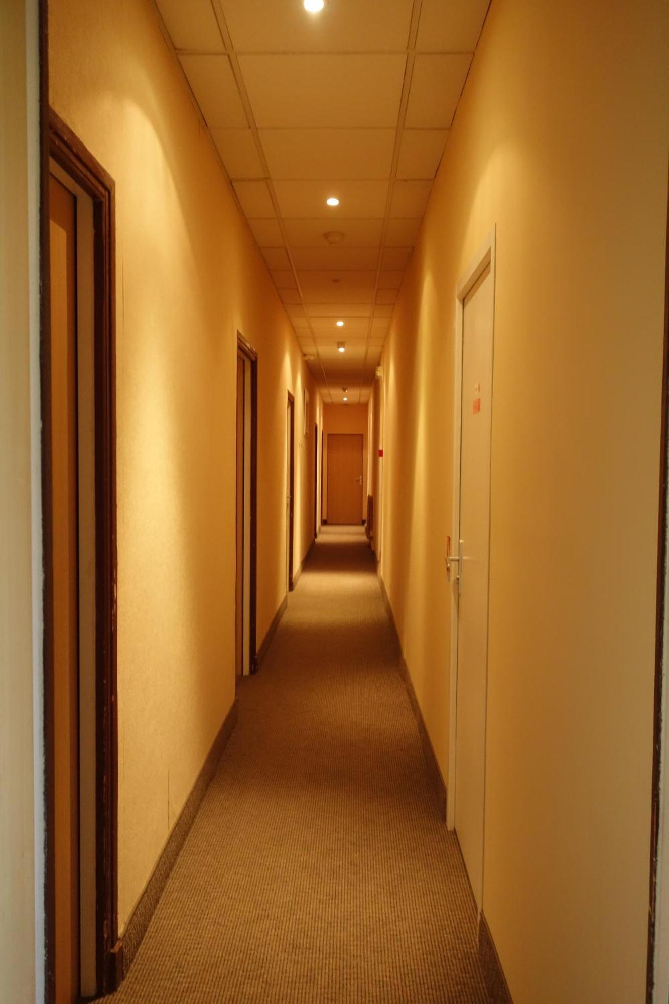 Hotel le Préjoly Saint-Vallier-de-Thiey Habitación foto